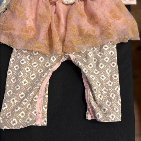 Floral Baby Romper with Tulle Skirt - Picture 4 of 5